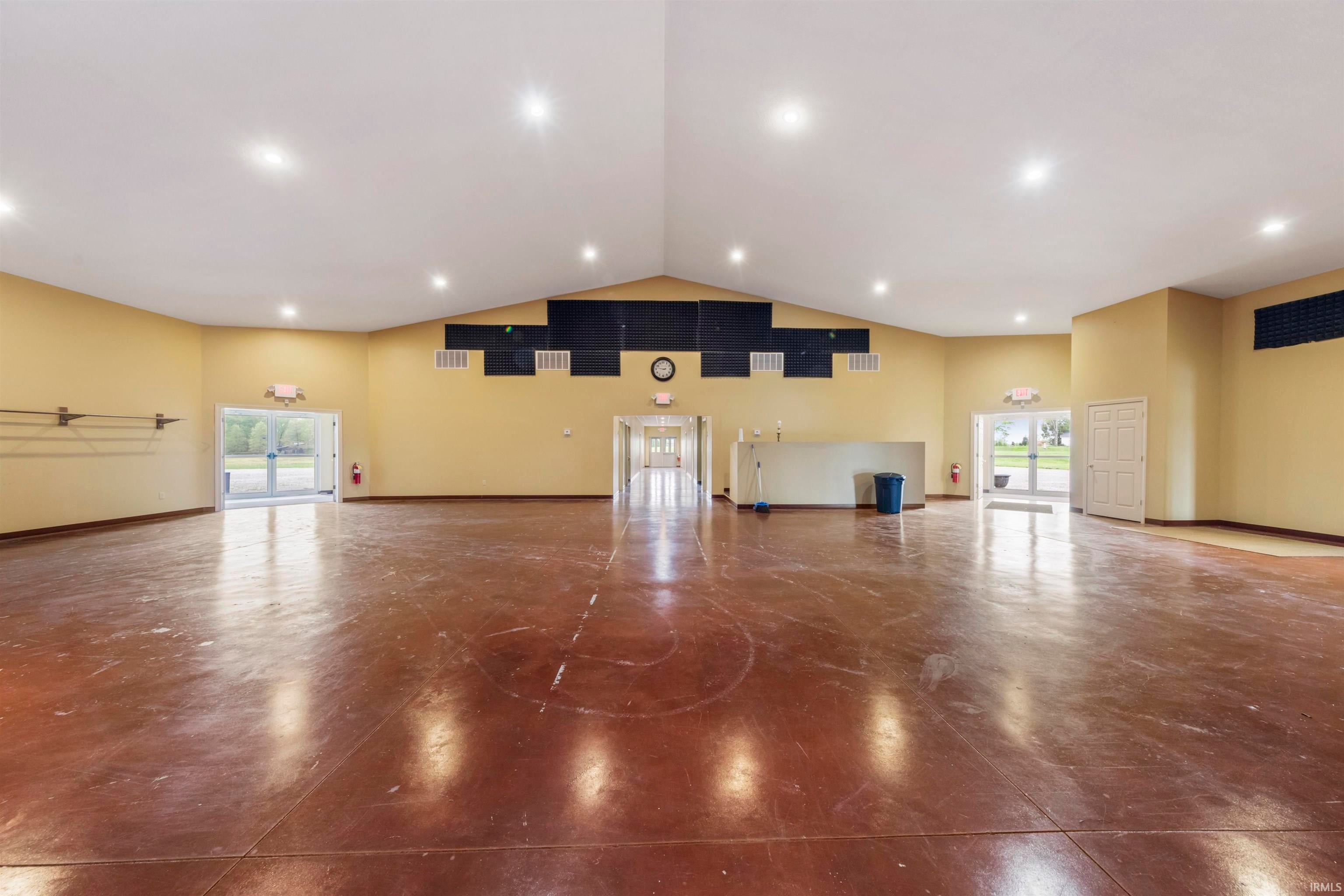Elberfeld, Indiana, 47613, United States, ,3 BathroomsBathrooms,Residential,Active,1798045