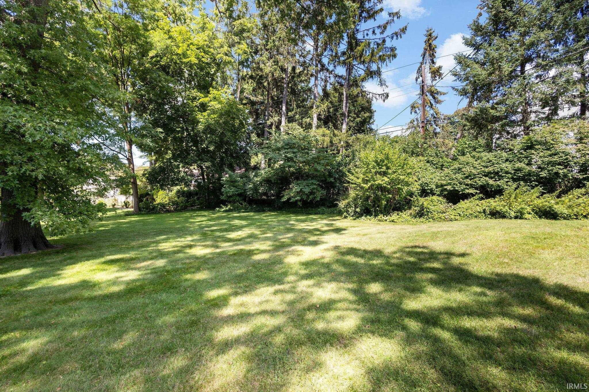 South Bend, Indiana, 46615, United States, 3 Bedrooms Bedrooms, ,2 BathroomsBathrooms,Residential,Active,1936143