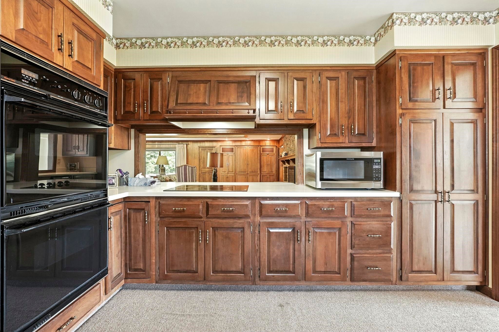 Angola, Indiana, 46703, United States, 4 Bedrooms Bedrooms, ,5 BathroomsBathrooms,Residential,Active,1934788