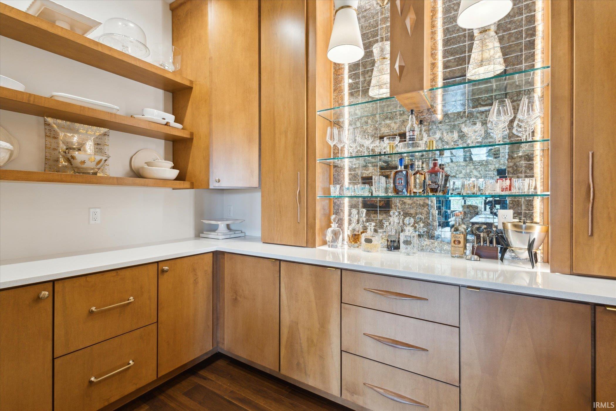 Granger, Indiana, 46530, United States, 4 Bedrooms Bedrooms, ,4 BathroomsBathrooms,Residential,Active,1919391