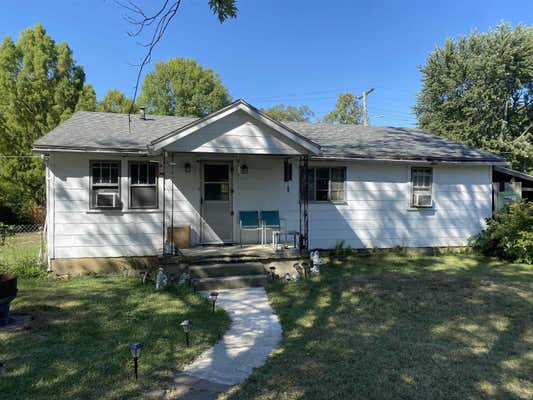 216 W HARVARD AVE, MUNCIE, IN 47303 - Image 1