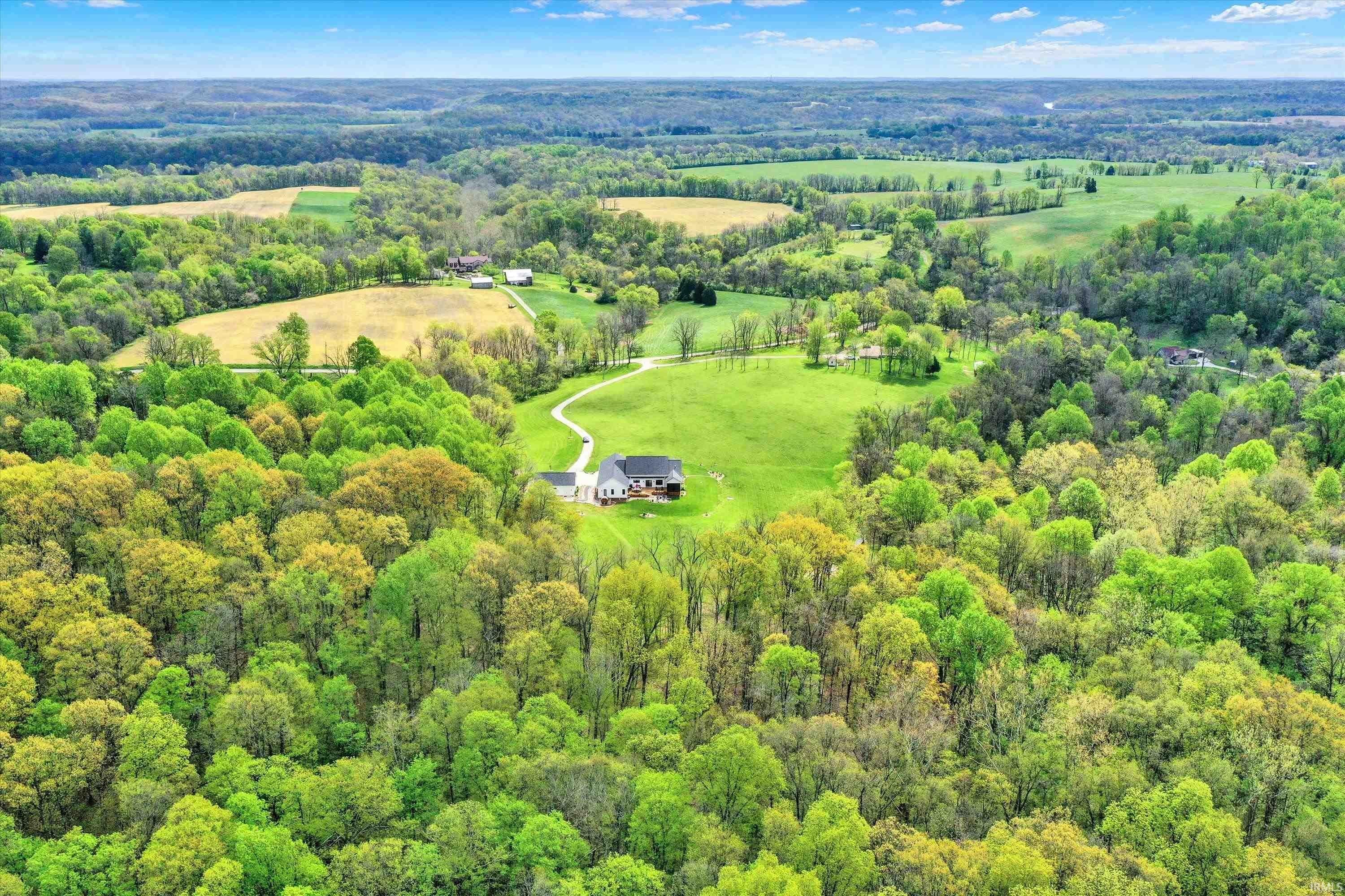 Bloomington, Indiana, 47404, United States, 3 Bedrooms Bedrooms, ,3 BathroomsBathrooms,Residential,Active,2010182