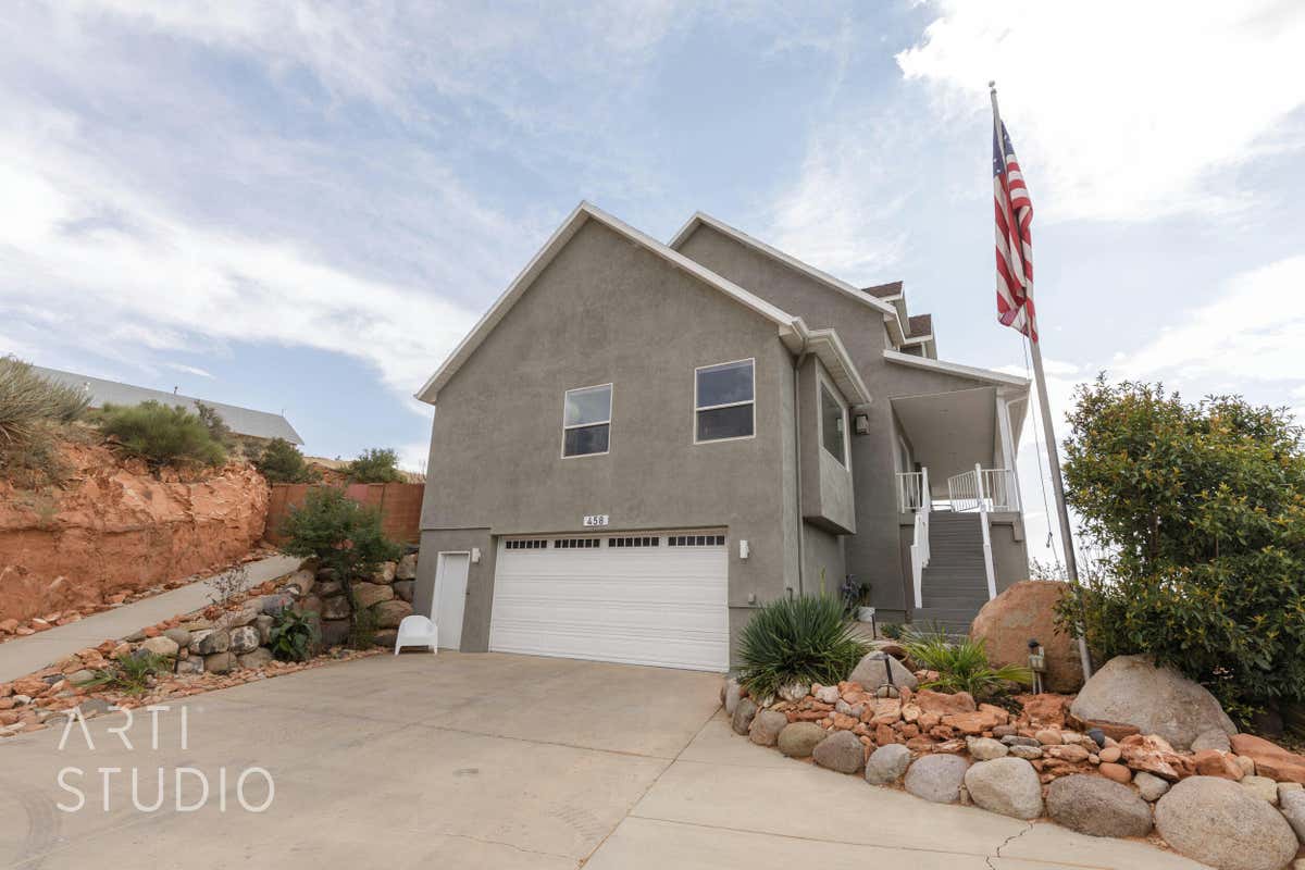 458 E HOMESPUN CIR, LEEDS, UT 84746, photo 1 of 83