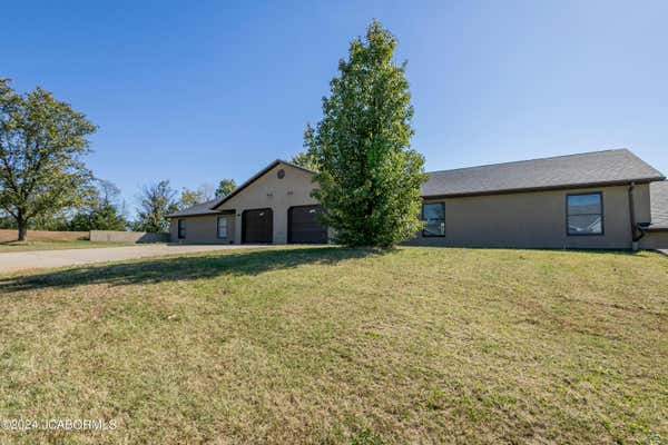 1821 PINNACLE POINT DR, HOLTS SUMMIT, MO 65043 - Image 1