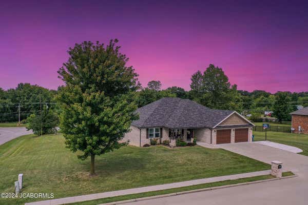 10905 BROADACRE DR, HOLTS SUMMIT, MO 65043 - Image 1