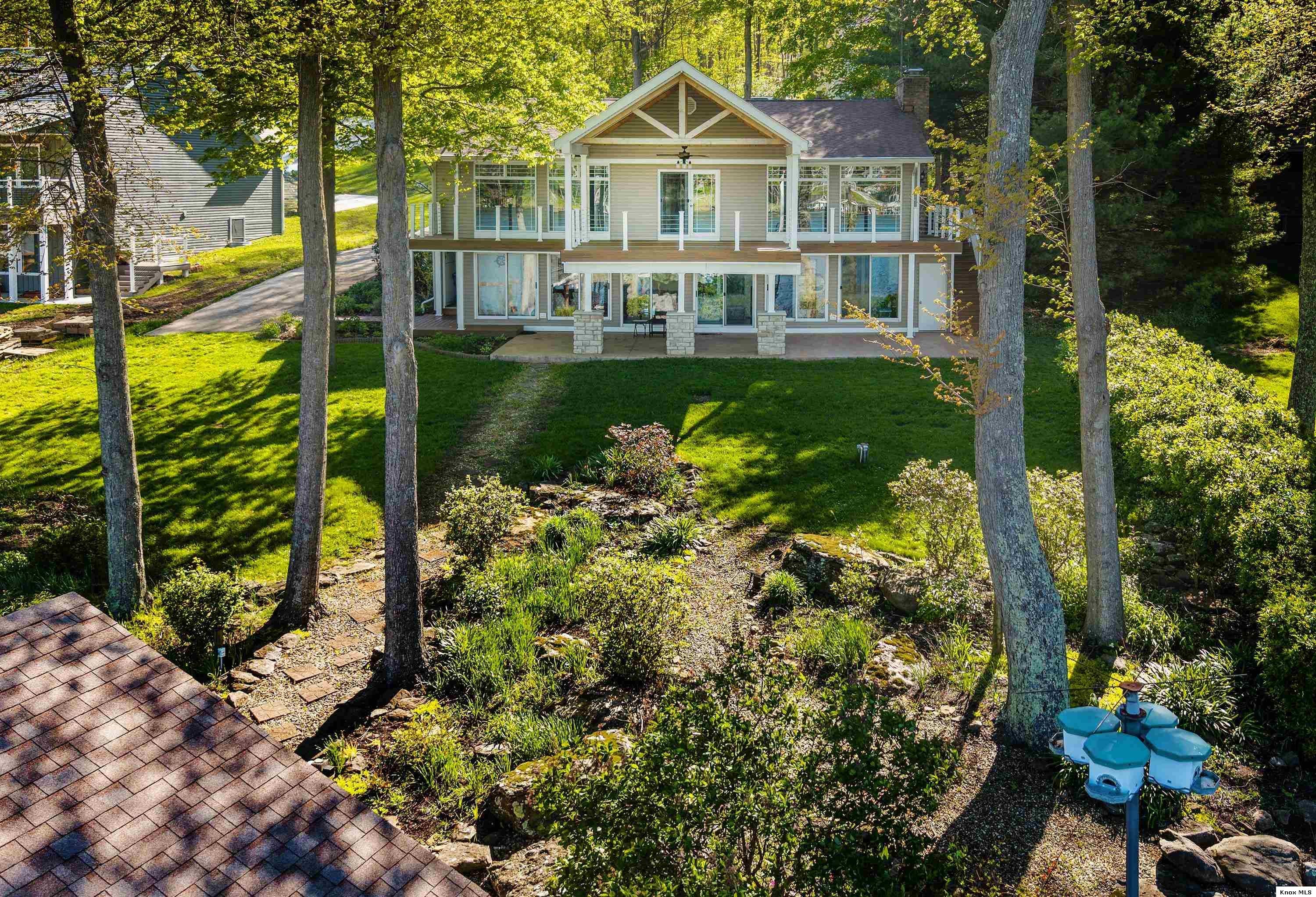 Howard, Ohio, 43028, United States, 5 Bedrooms Bedrooms, ,3 BathroomsBathrooms,Residential,Active,2044148
