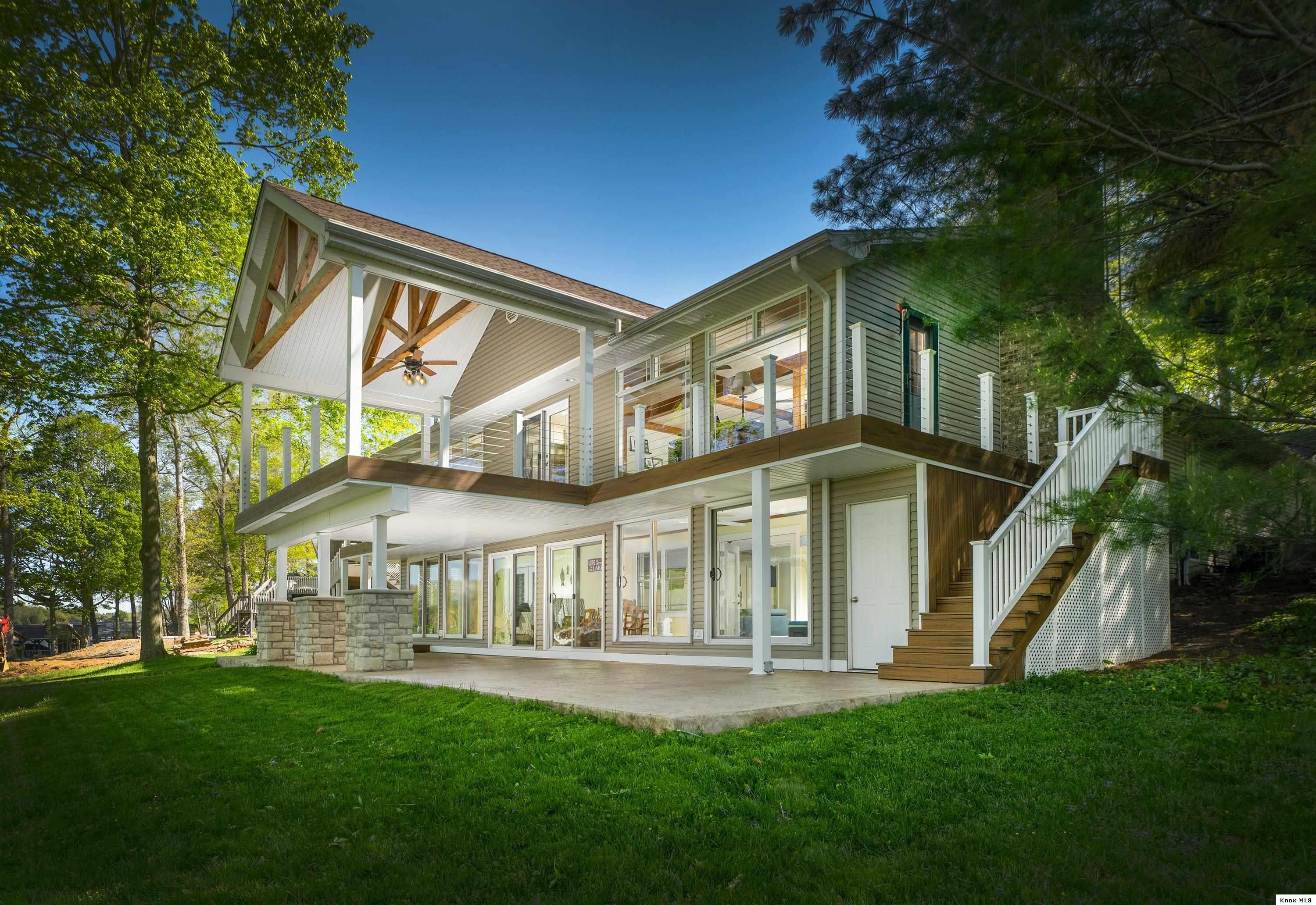 Howard, Ohio, 43028, United States, 5 Bedrooms Bedrooms, ,3 BathroomsBathrooms,Residential,Active,2044148