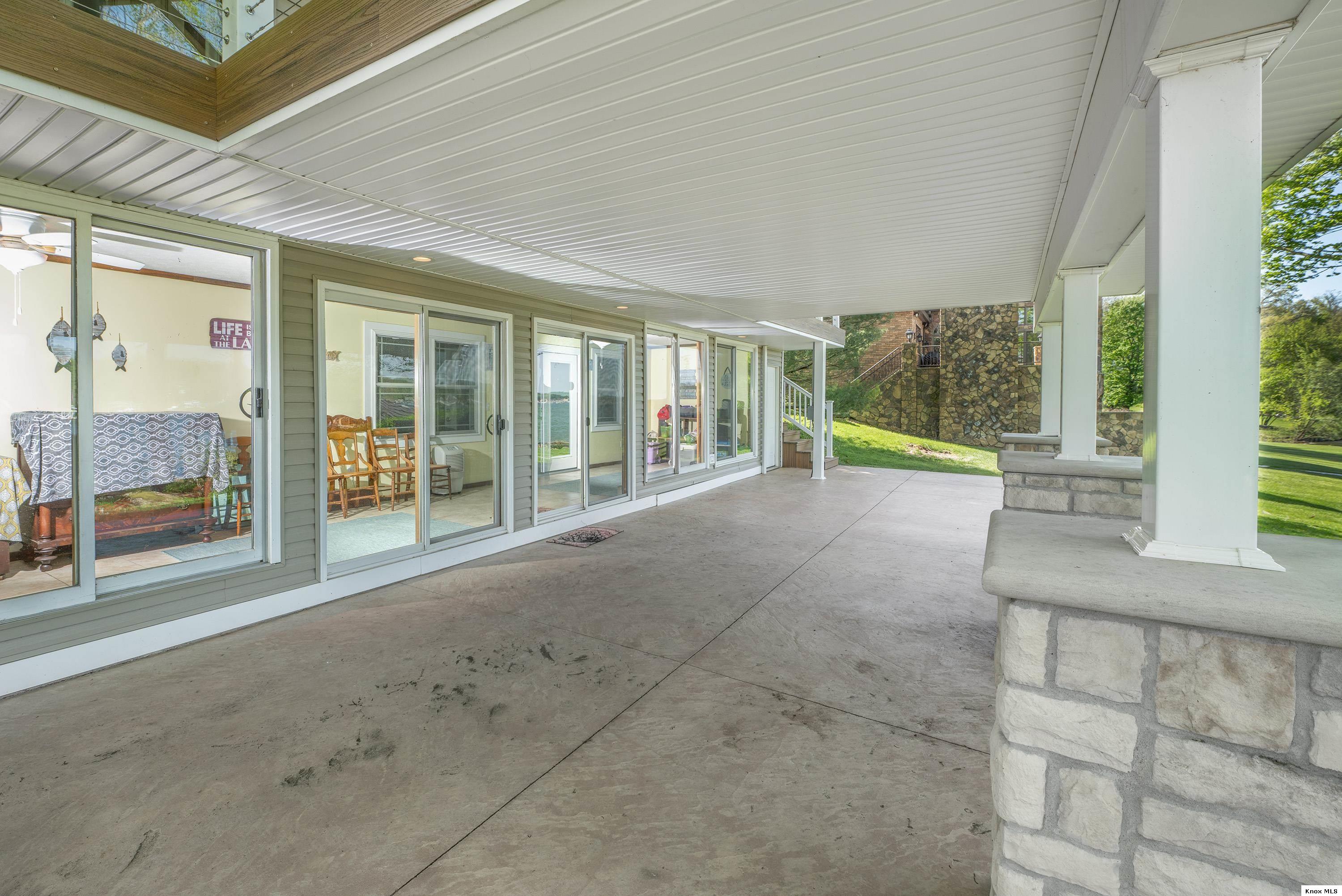 Howard, Ohio, 43028, United States, 5 Bedrooms Bedrooms, ,3 BathroomsBathrooms,Residential,Active,2044148