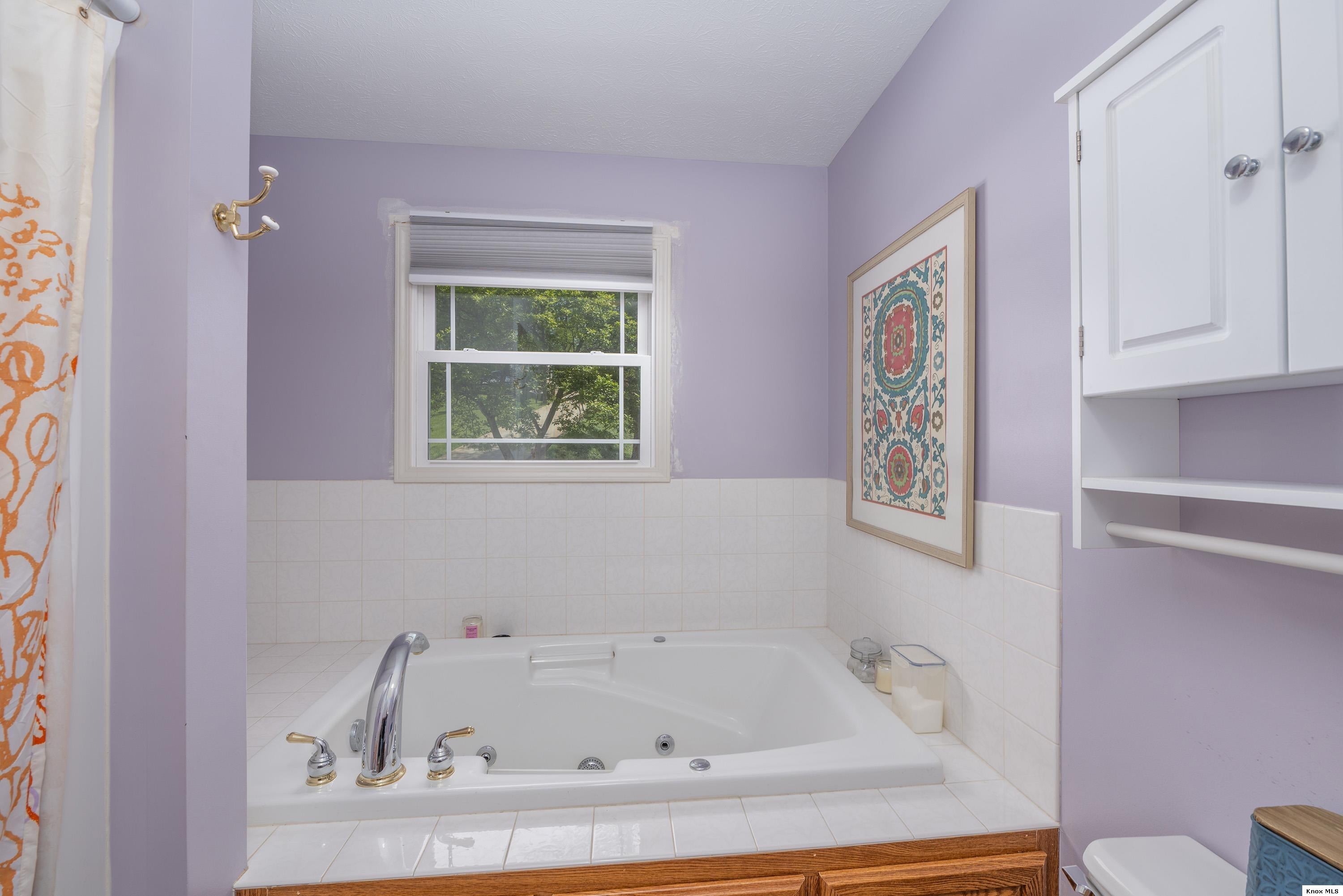 Howard, Ohio, 43028, United States, 5 Bedrooms Bedrooms, ,3 BathroomsBathrooms,Residential,Active,2044148