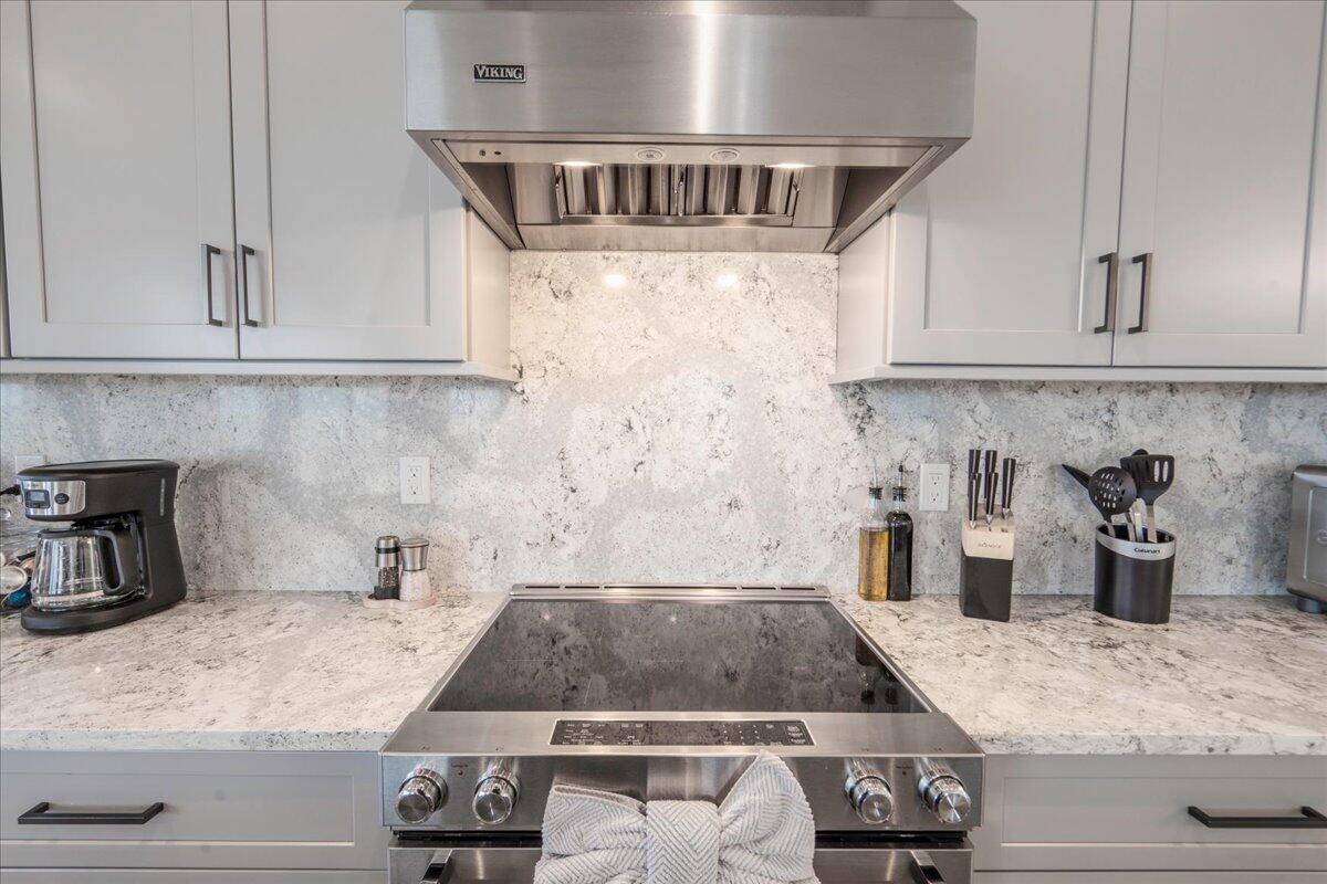 Marathon, Florida, 33050, United States, 5 Bedrooms Bedrooms, ,5 BathroomsBathrooms,Residential,Active,1998589