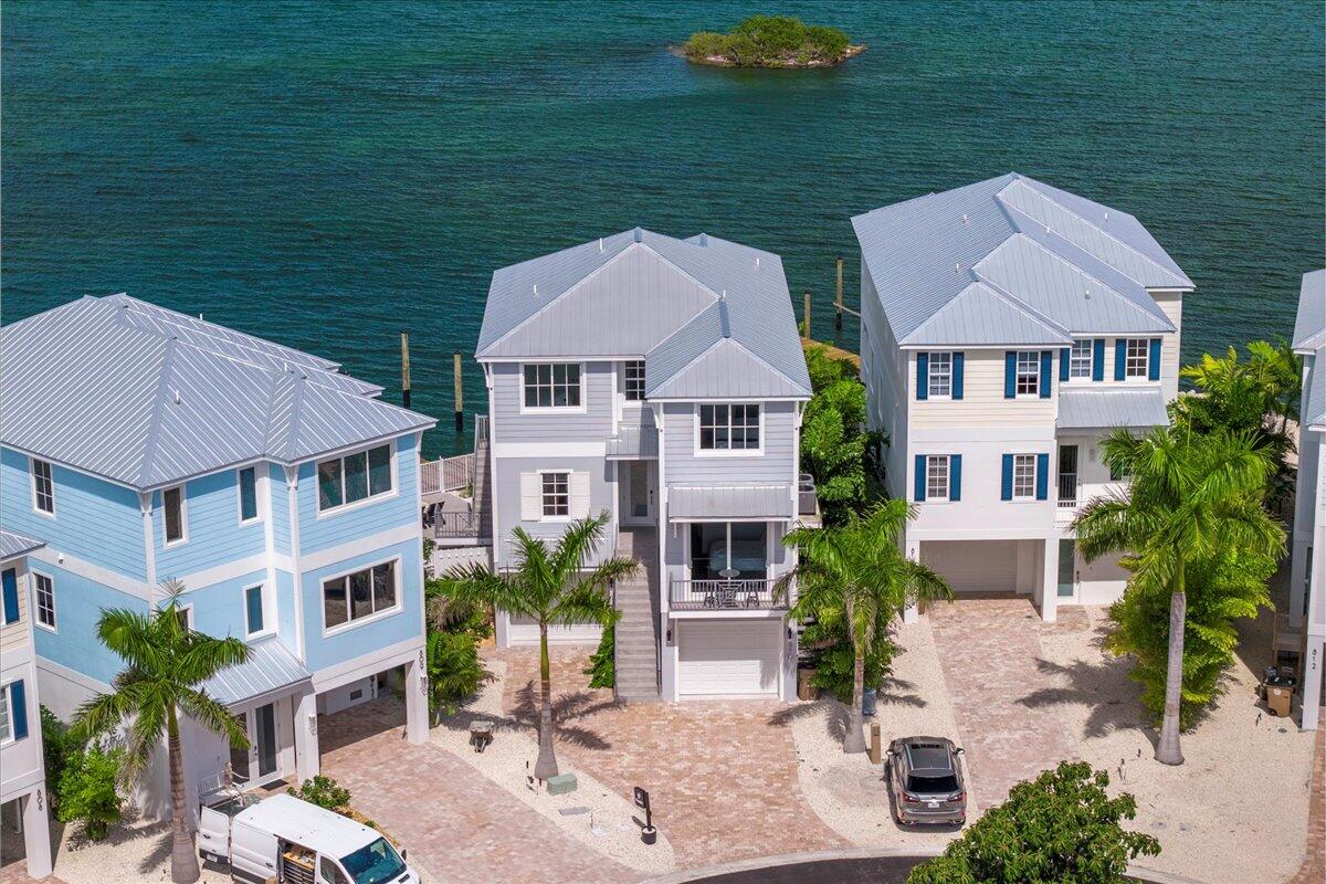 Marathon, Florida, 33050, United States, 5 Bedrooms Bedrooms, ,5 BathroomsBathrooms,Residential,Active,1998589