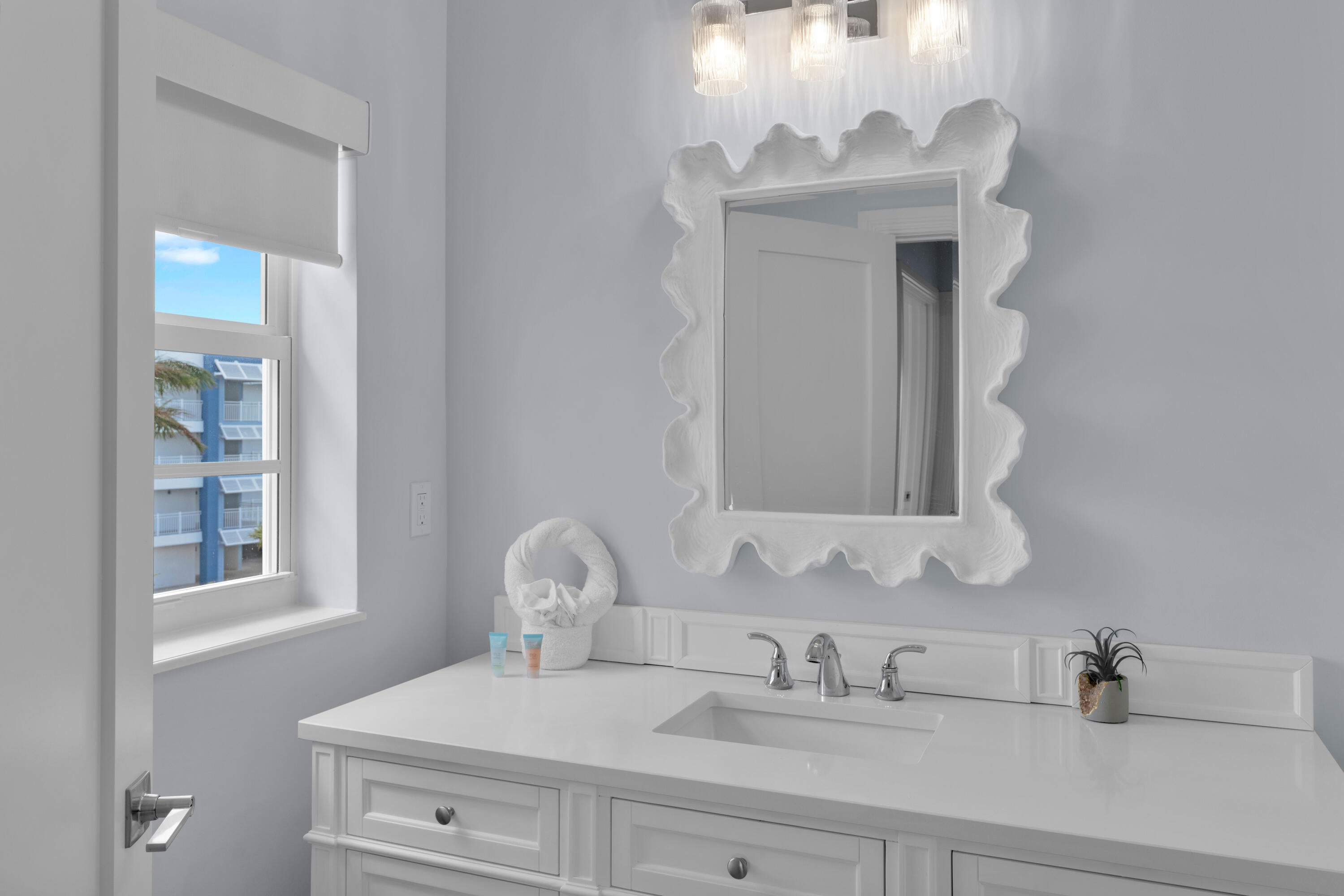 Marathon, Florida, 33050, United States, 5 Bedrooms Bedrooms, ,5 BathroomsBathrooms,Residential,Active,2014626