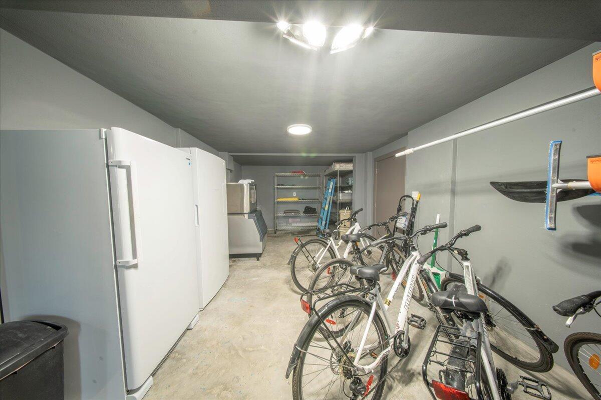 Marathon, Florida, 33050, United States, 3 Bedrooms Bedrooms, ,3 BathroomsBathrooms,Residential,Active,1998583