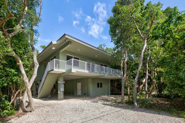 529 BEACH RD, TAVERNIER, FL 33070 - Image 1