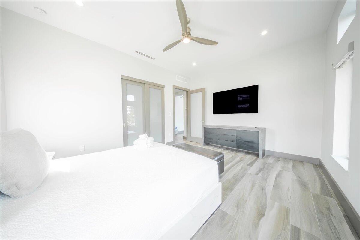 Marathon, Florida, 33050, United States, 3 Bedrooms Bedrooms, ,3 BathroomsBathrooms,Residential,Active,1998583