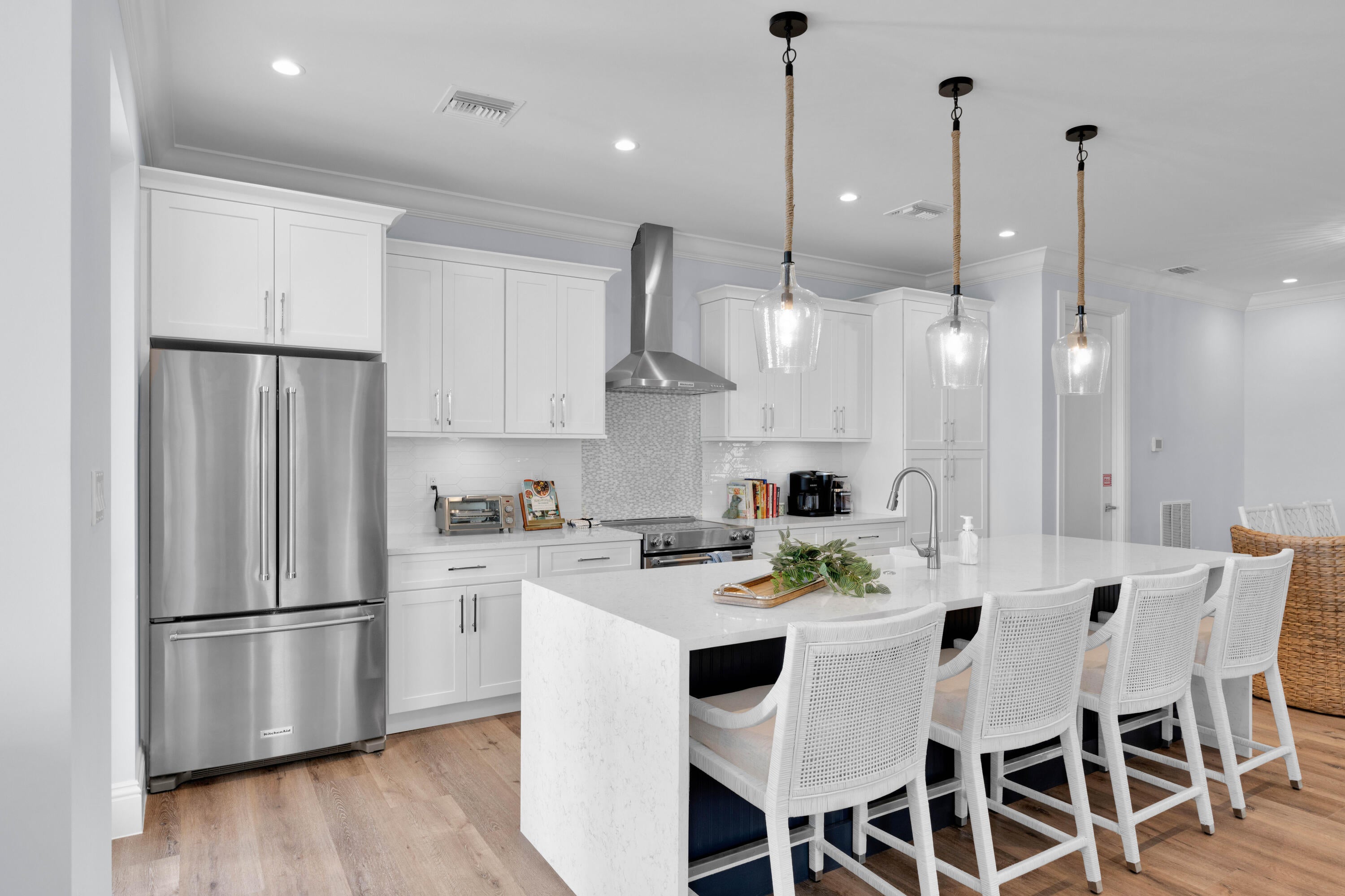 Marathon, Florida, 33050, United States, 5 Bedrooms Bedrooms, ,5 BathroomsBathrooms,Residential,Active,2014626