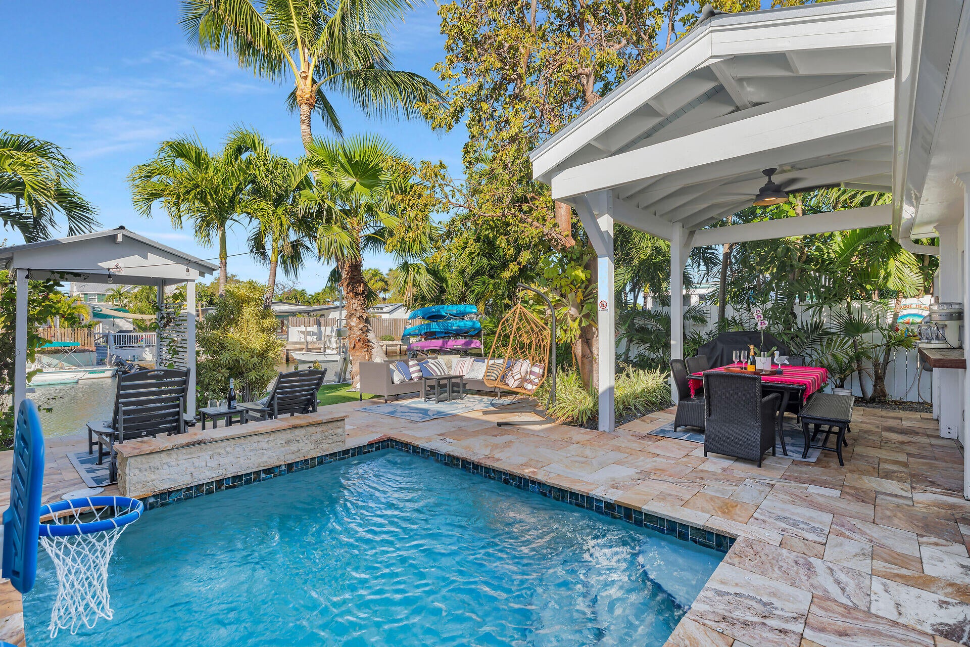 Key Haven, Florida, 33040, United States, 4 Bedrooms Bedrooms, ,3 BathroomsBathrooms,Residential,Active,1905363