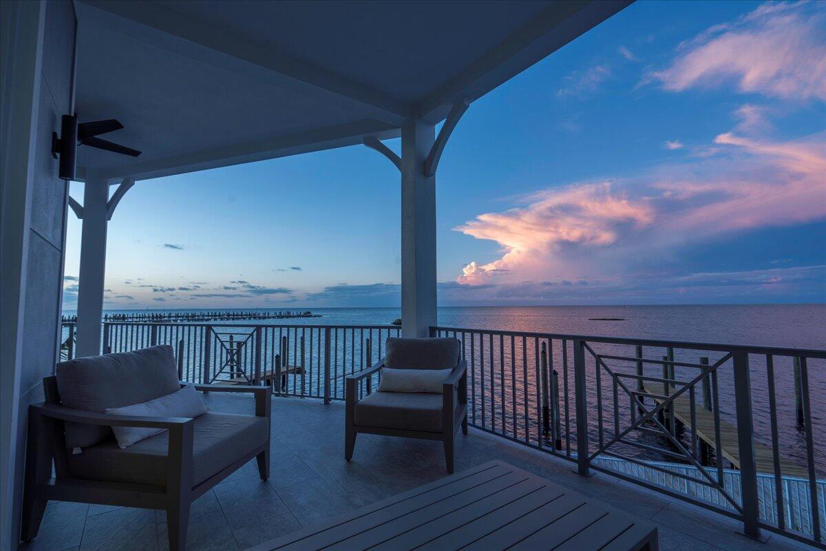 Marathon, Florida, 33050, United States, 5 Bedrooms Bedrooms, ,5 BathroomsBathrooms,Residential,Active,1998589