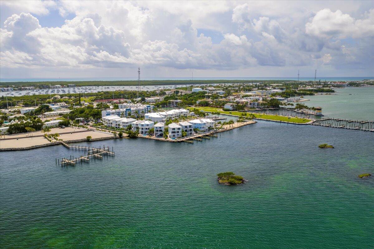 Marathon, Florida, 33050, United States, 5 Bedrooms Bedrooms, ,5 BathroomsBathrooms,Residential,Active,1998589