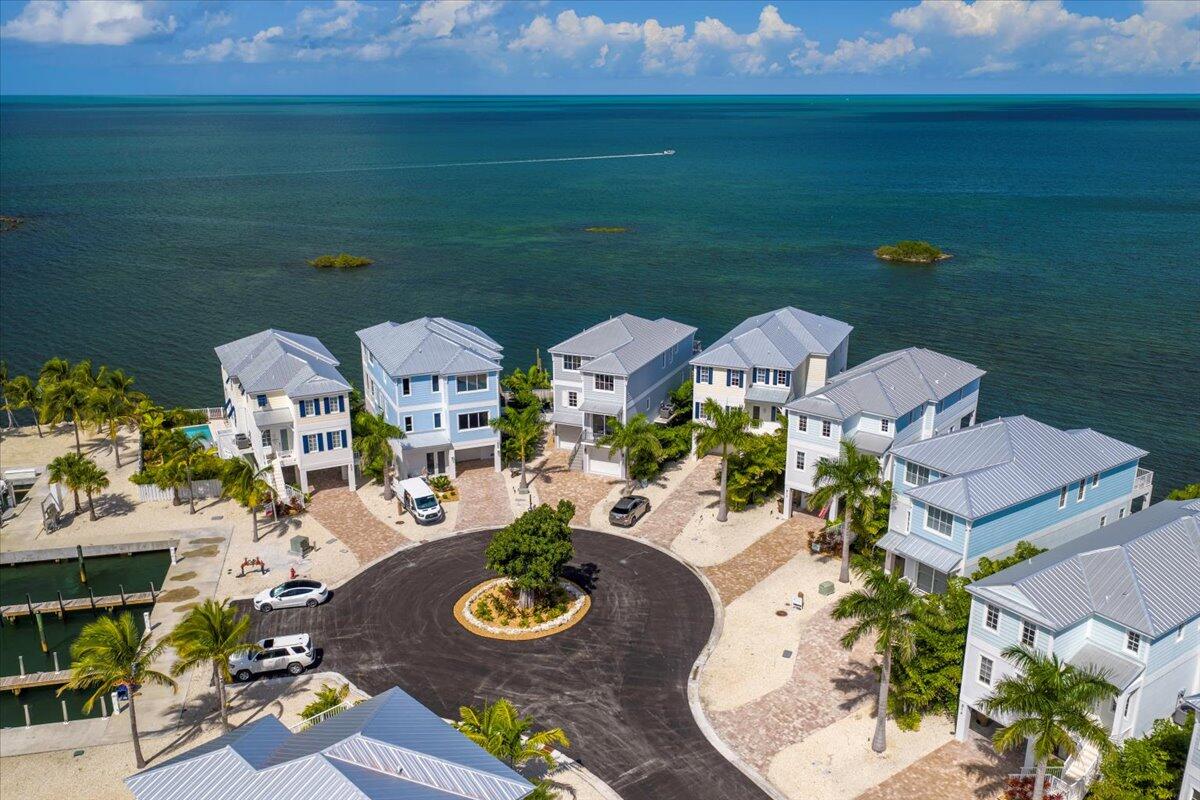 Marathon, Florida, 33050, United States, 5 Bedrooms Bedrooms, ,5 BathroomsBathrooms,Residential,Active,1998589