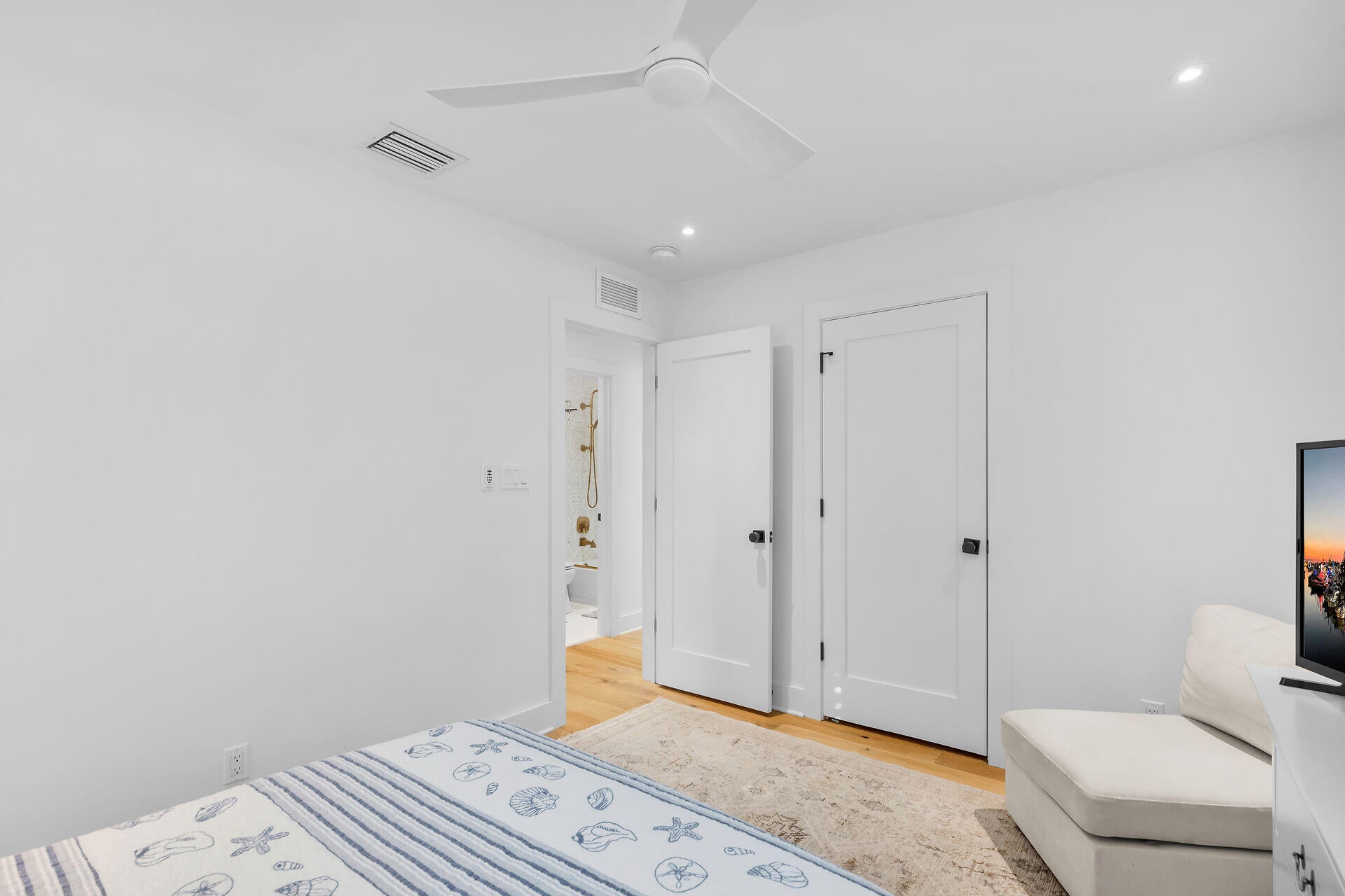 Key Haven, Florida, 33040, United States, 4 Bedrooms Bedrooms, ,3 BathroomsBathrooms,Residential,Active,1905363