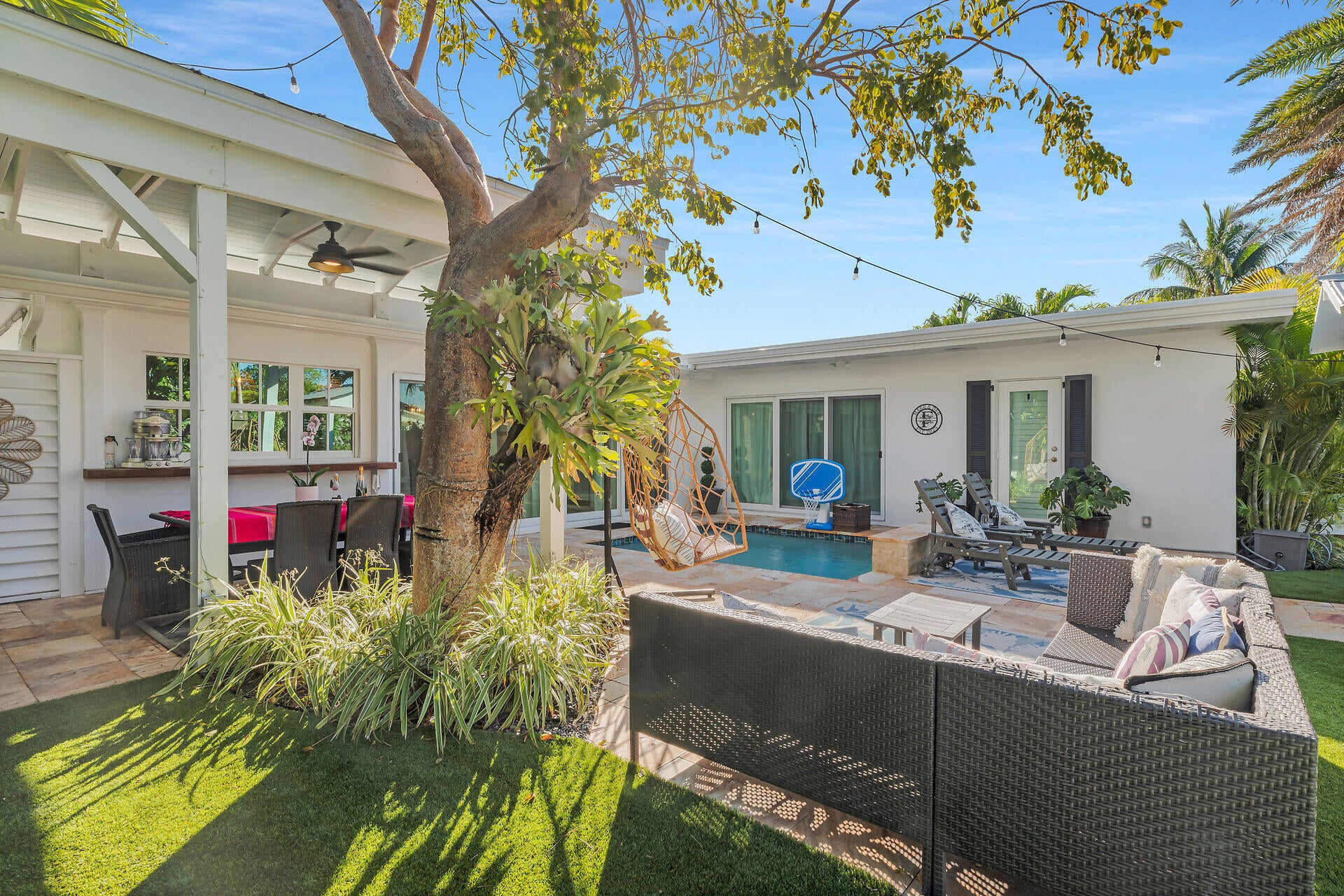 Key Haven, Florida, 33040, United States, 4 Bedrooms Bedrooms, ,3 BathroomsBathrooms,Residential,Active,1905363