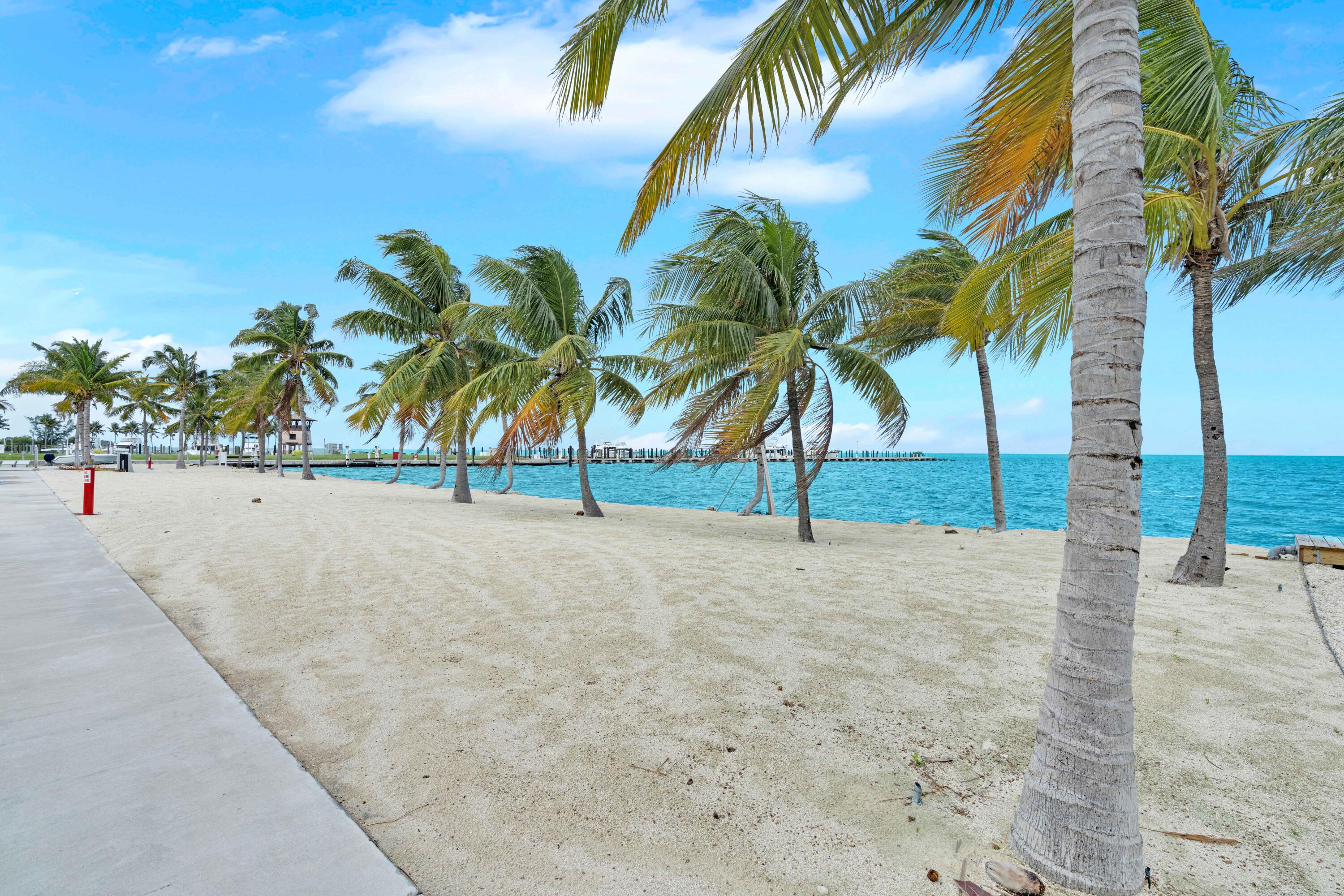 Marathon, Florida, 33050, United States, 5 Bedrooms Bedrooms, ,5 BathroomsBathrooms,Residential,Active,2014626