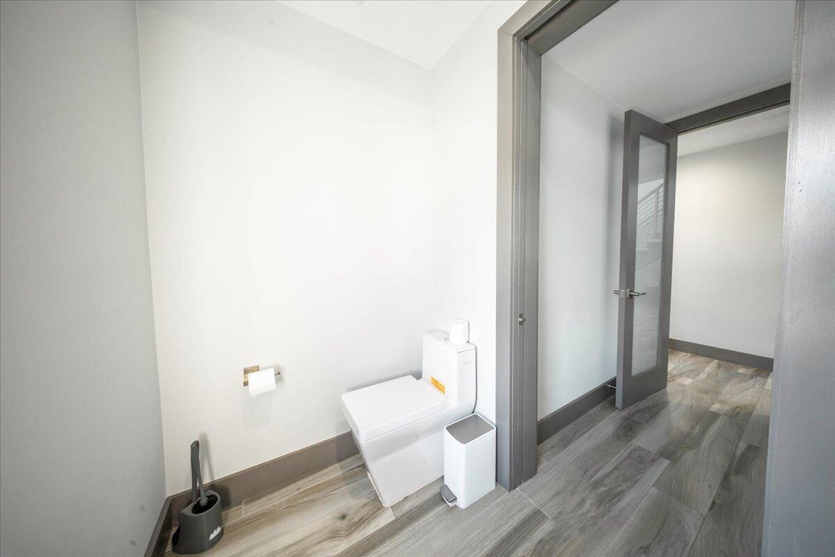 Marathon, Florida, 33050, United States, 3 Bedrooms Bedrooms, ,3 BathroomsBathrooms,Residential,Active,1998583