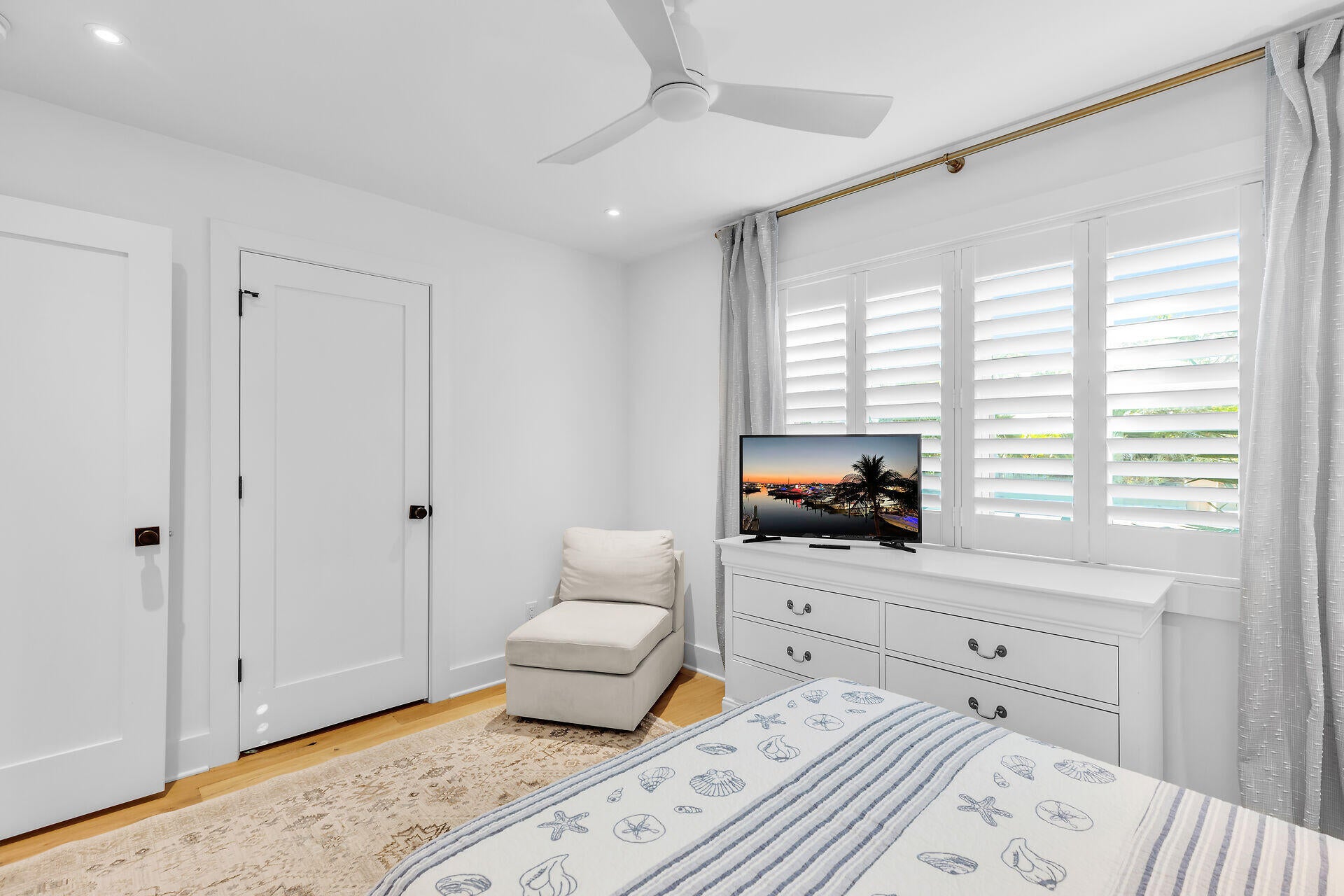 Key Haven, Florida, 33040, United States, 4 Bedrooms Bedrooms, ,3 BathroomsBathrooms,Residential,Active,1905363