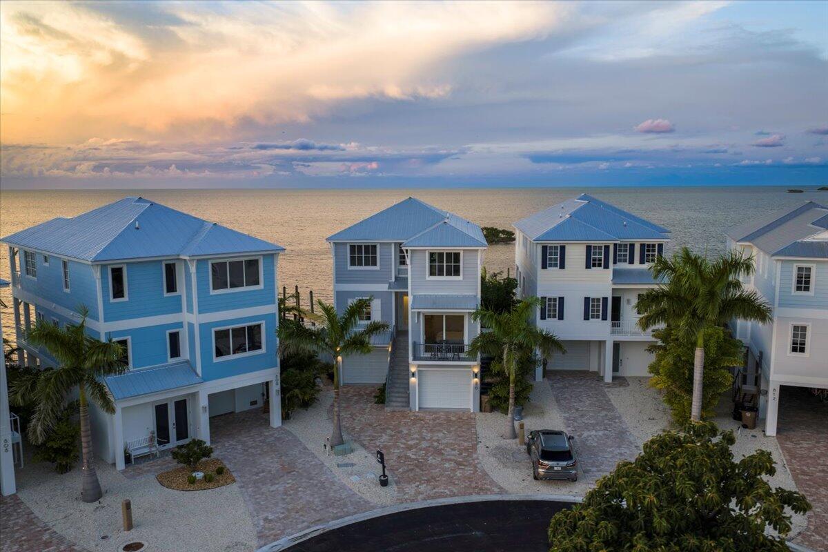 Marathon, Florida, 33050, United States, 5 Bedrooms Bedrooms, ,5 BathroomsBathrooms,Residential,Active,1998589