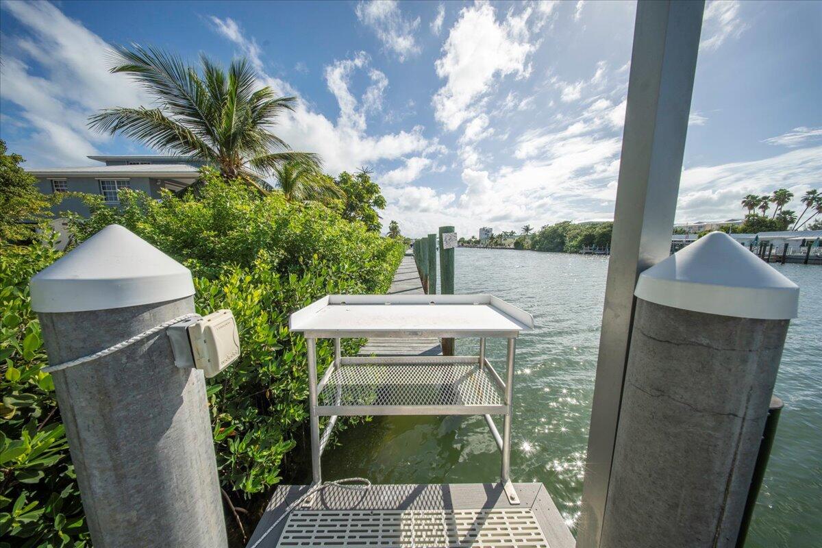 Marathon, Florida, 33050, United States, 3 Bedrooms Bedrooms, ,3 BathroomsBathrooms,Residential,Active,1998583