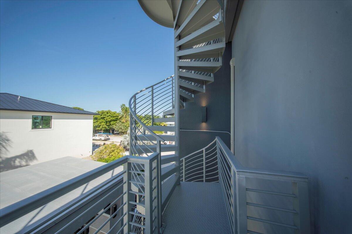 Marathon, Florida, 33050, United States, 3 Bedrooms Bedrooms, ,3 BathroomsBathrooms,Residential,Active,1998583