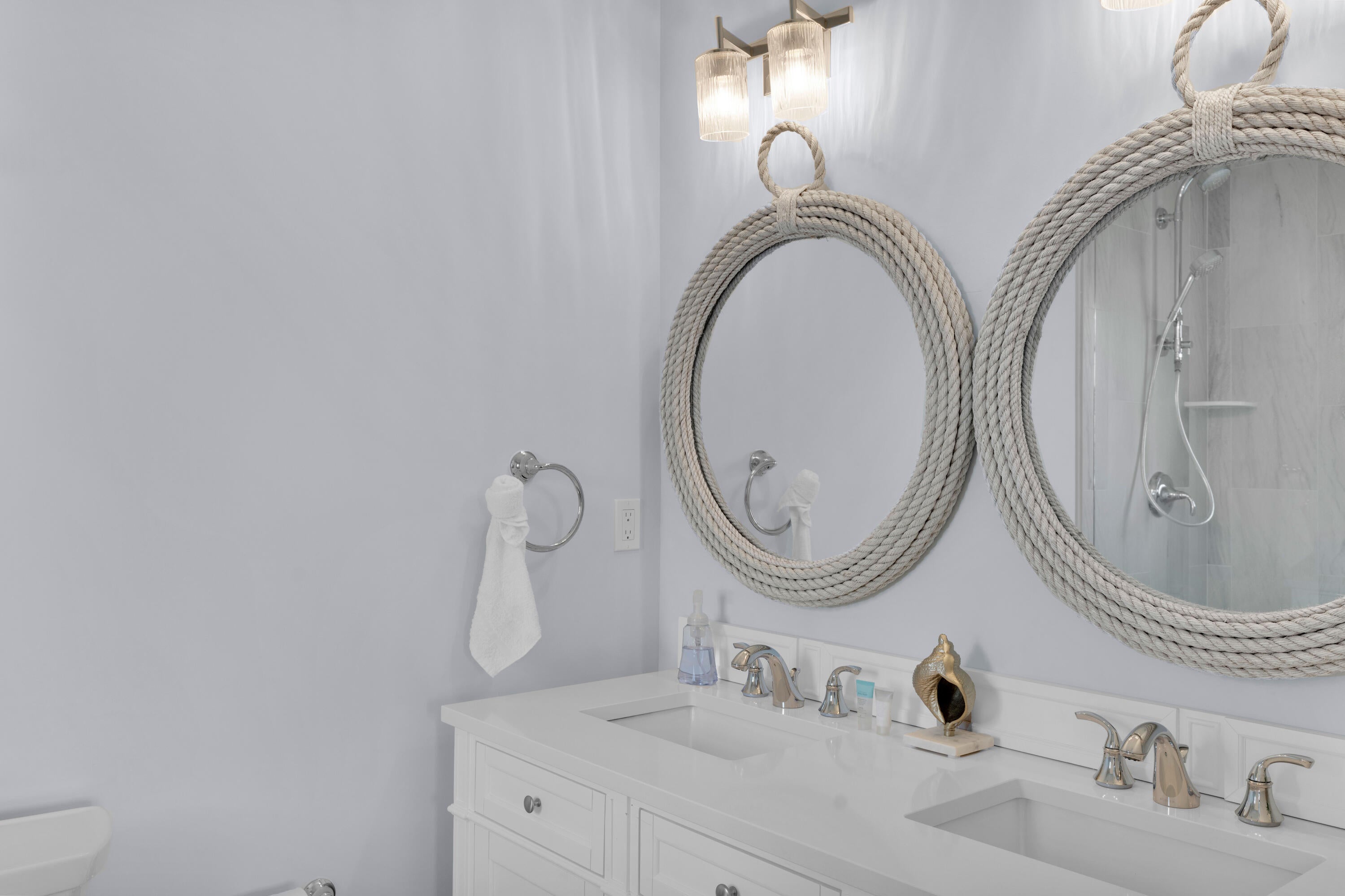 Marathon, Florida, 33050, United States, 5 Bedrooms Bedrooms, ,5 BathroomsBathrooms,Residential,Active,2014626