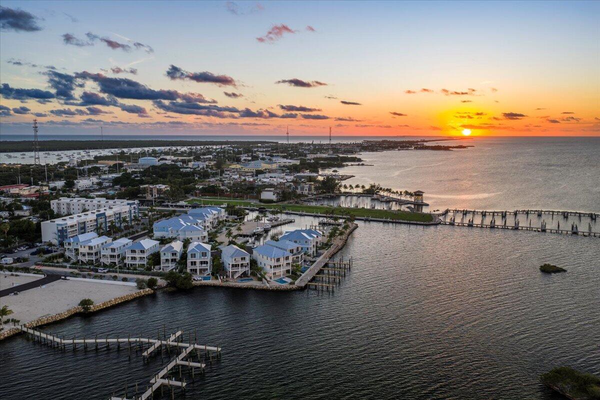 Marathon, Florida, 33050, United States, 5 Bedrooms Bedrooms, ,5 BathroomsBathrooms,Residential,Active,1998589