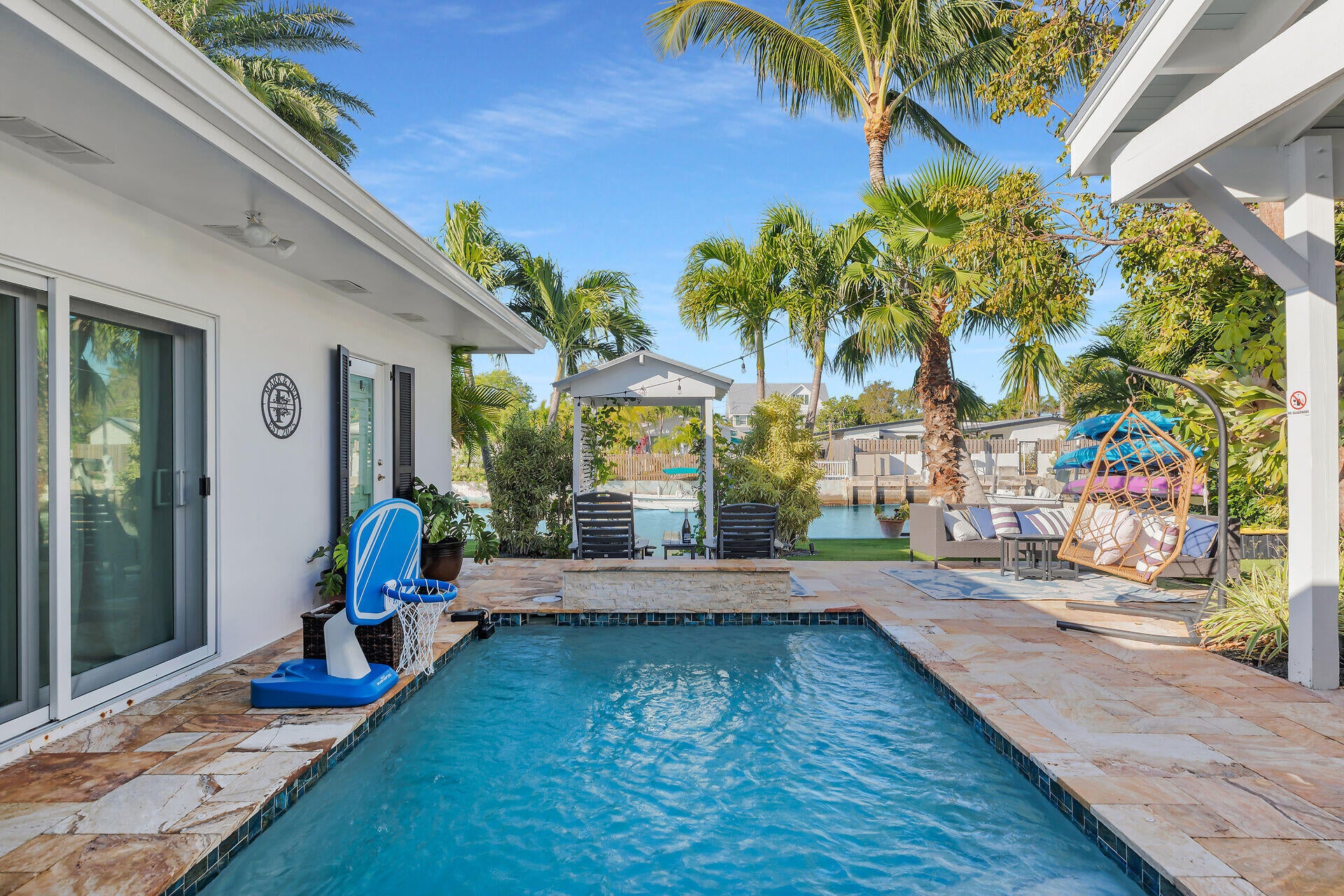 Key Haven, Florida, 33040, United States, 4 Bedrooms Bedrooms, ,3 BathroomsBathrooms,Residential,Active,1905363