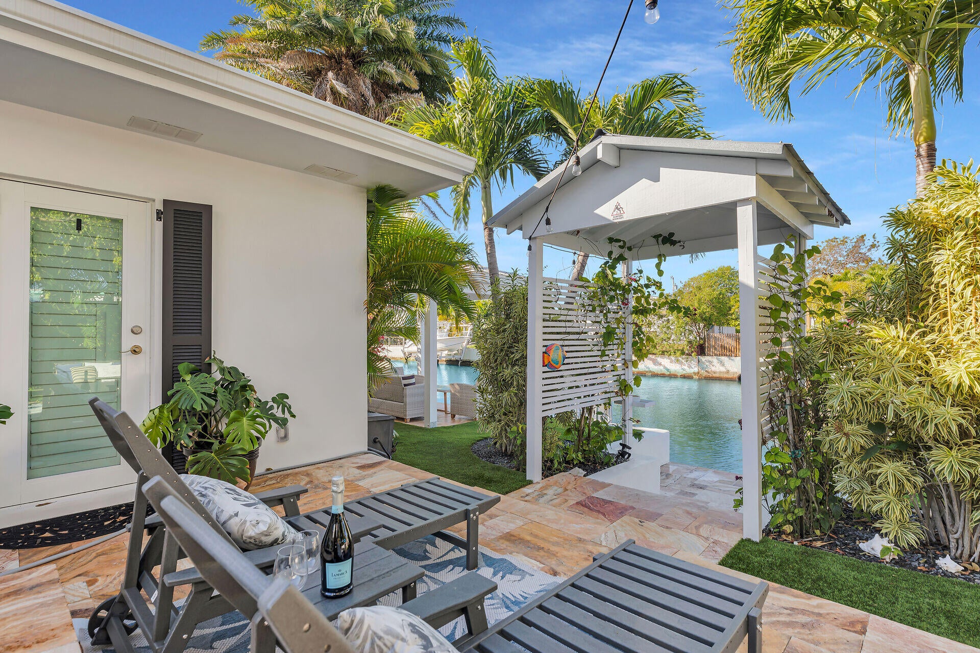 Key Haven, Florida, 33040, United States, 4 Bedrooms Bedrooms, ,3 BathroomsBathrooms,Residential,Active,1905363