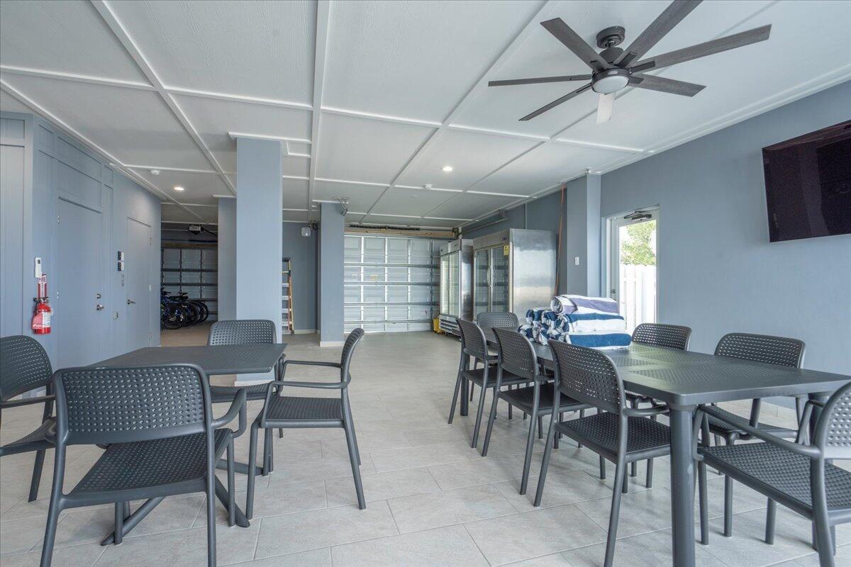 Marathon, Florida, 33050, United States, 5 Bedrooms Bedrooms, ,5 BathroomsBathrooms,Residential,Active,1998589