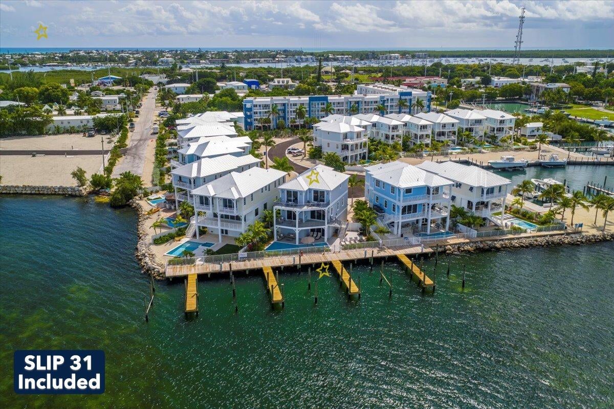 Marathon, Florida, 33050, United States, 5 Bedrooms Bedrooms, ,5 BathroomsBathrooms,Residential,Active,1998589