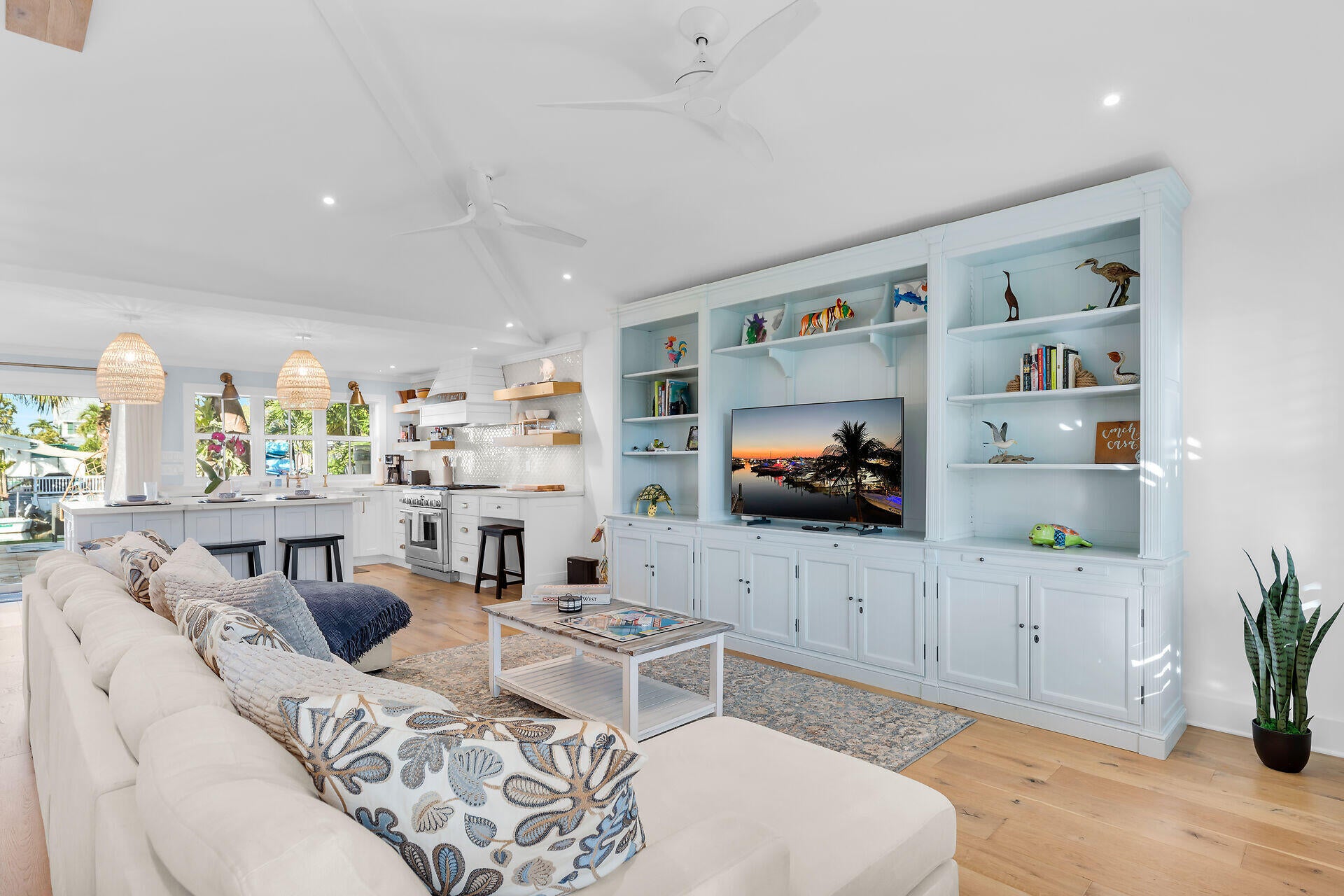 Key Haven, Florida, 33040, United States, 4 Bedrooms Bedrooms, ,3 BathroomsBathrooms,Residential,Active,1905363