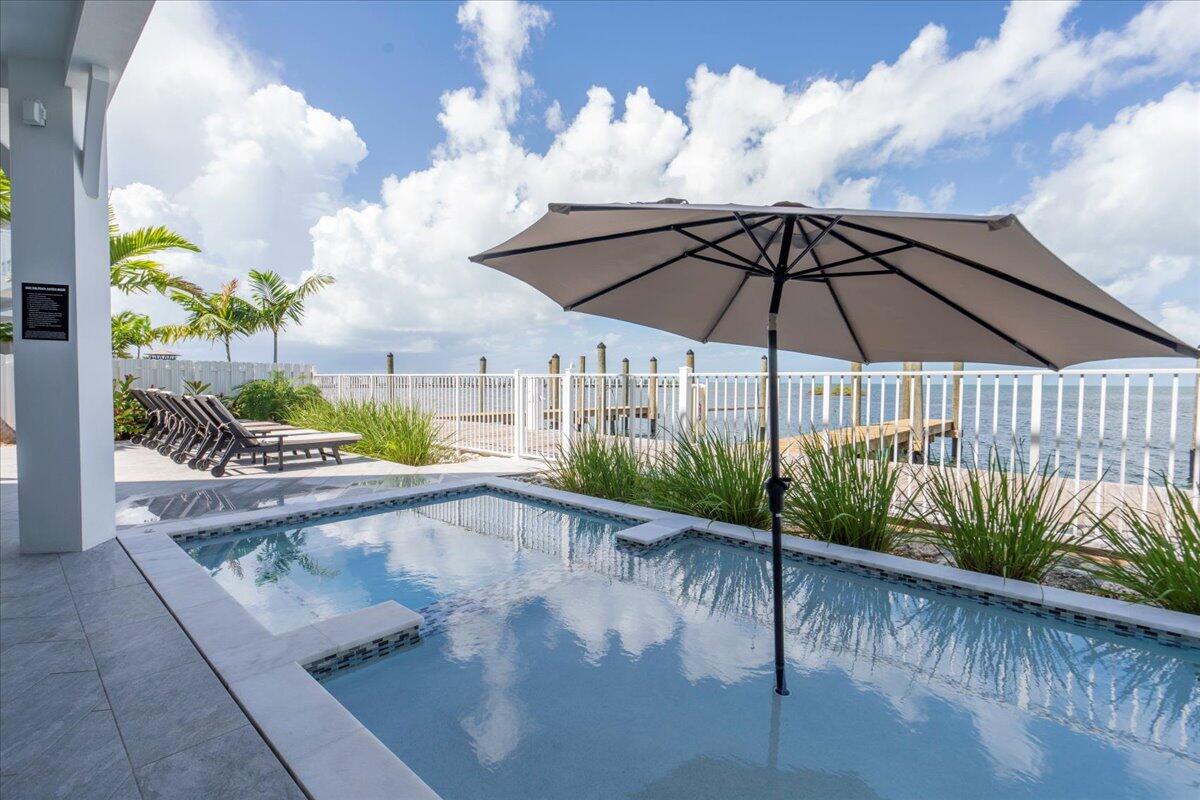 Marathon, Florida, 33050, United States, 5 Bedrooms Bedrooms, ,5 BathroomsBathrooms,Residential,Active,1998589