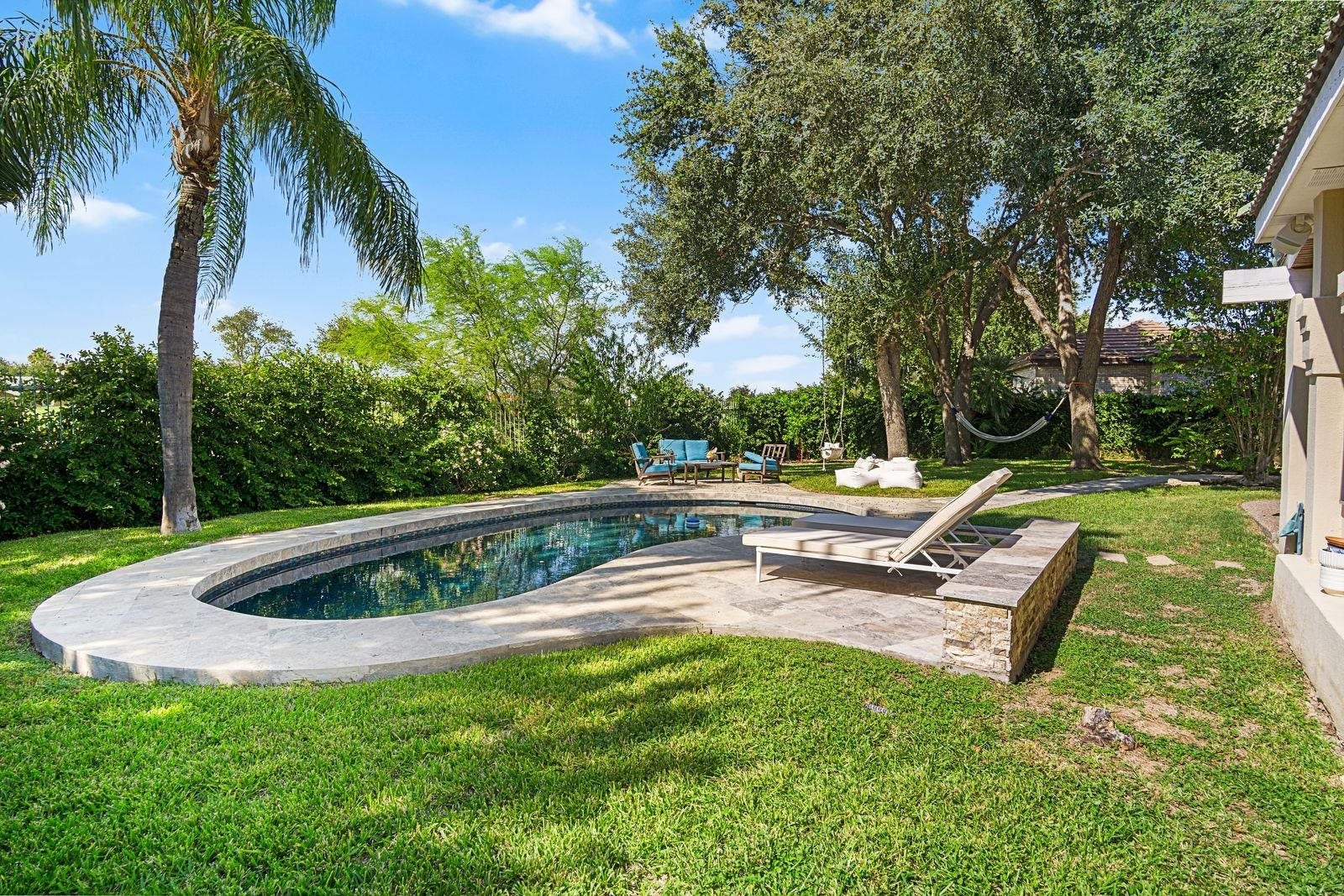 Laredo, Texas, 78045, United States, 5 Bedrooms Bedrooms, ,6 BathroomsBathrooms,Residential,Active,1963408