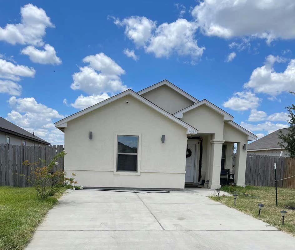 1521 TESIS DR, LAREDO, TX 78046, photo 1 of 10