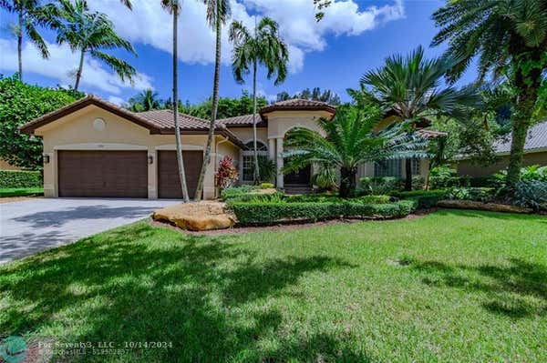 10180 S LAKE VISTA CIR, DAVIE, FL 33328 - Image 1