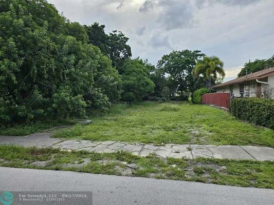 265 NW 1ST AVE, DEERFIELD BEACH, FL 33441, photo 2 of 7