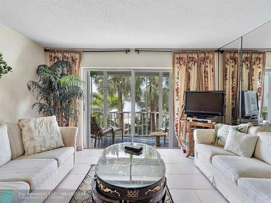 2200 DIANA DR APT 212, HALLANDALE BEACH, FL 33009 - Image 1