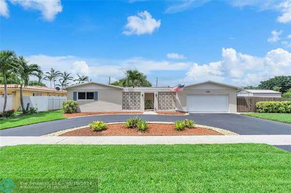 220 SW 71ST TER, PEMBROKE PINES, FL 33023 - Image 1