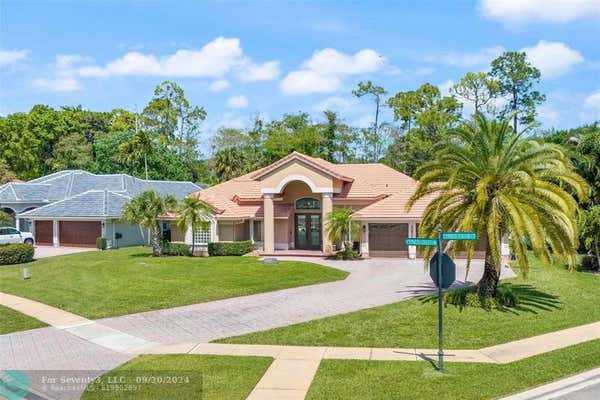 576 CYPRESS GREEN CIR, WELLINGTON, FL 33414 - Image 1