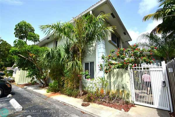 1423 HOLLY HEIGHTS DR APT 14, FORT LAUDERDALE, FL 33304 - Image 1