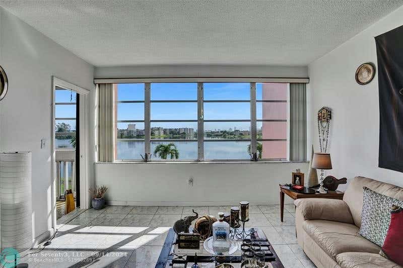 18555 NE 14TH AVE APT 612, MIAMI, FL 33179, photo 1 of 34