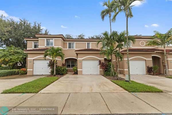 7630 S SOUTHWOOD CIR, DAVIE, FL 33328 - Image 1